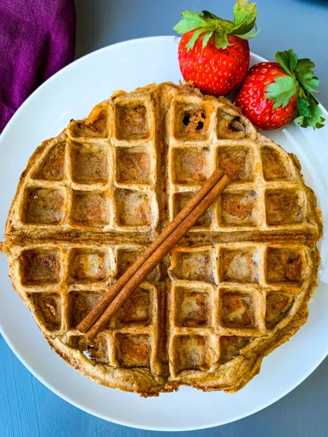 Low Carb Cinnamon Roll Waffles